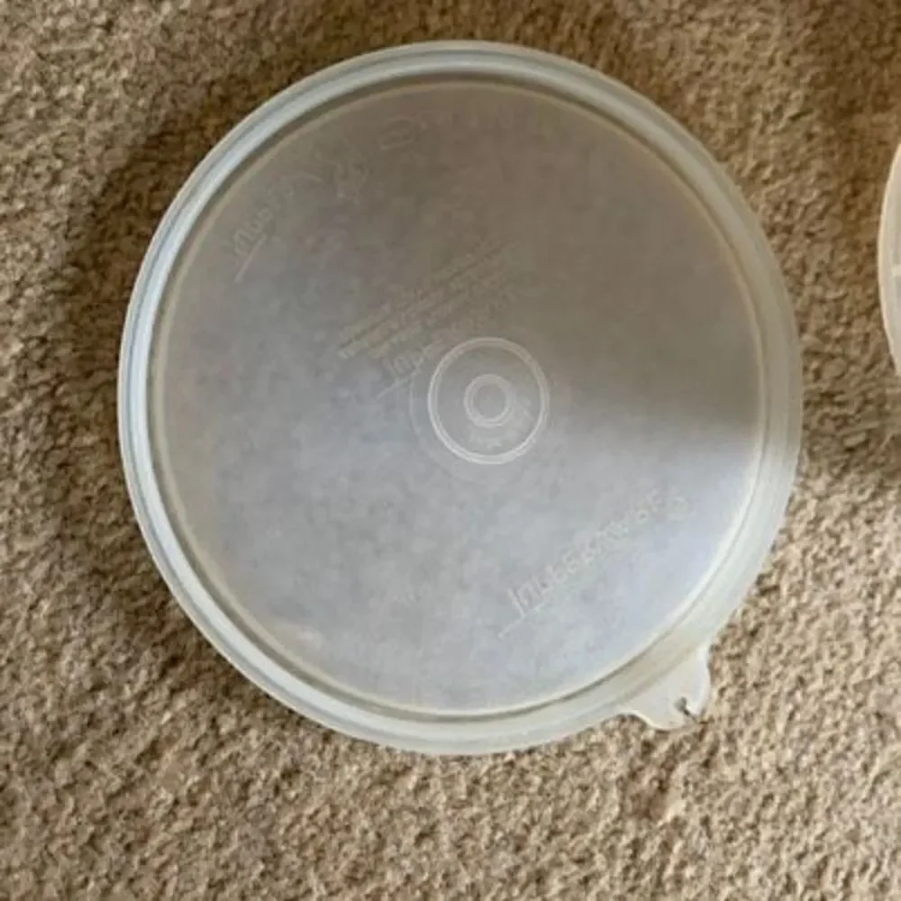 Tupperware 263-25 Sheer Canister Container With 238-29 Lid